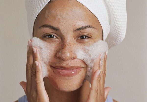 ژل شستشوی آون کلیننس ژل Avene Cleanance Gel