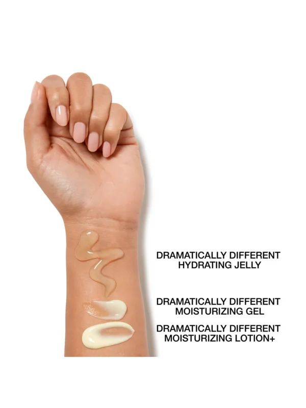 لوشن مرطوب کننده کلینیک مدل  Clinique Dramatically Different